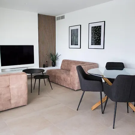 Casa vacanze Luxury - Pool View, Sun & Shade Terraces, Near Golf & Padel Torrevieja