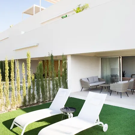 Luxury - Pool View, Sun & Shade Terraces, Near Golf & Padel Casa vacanze